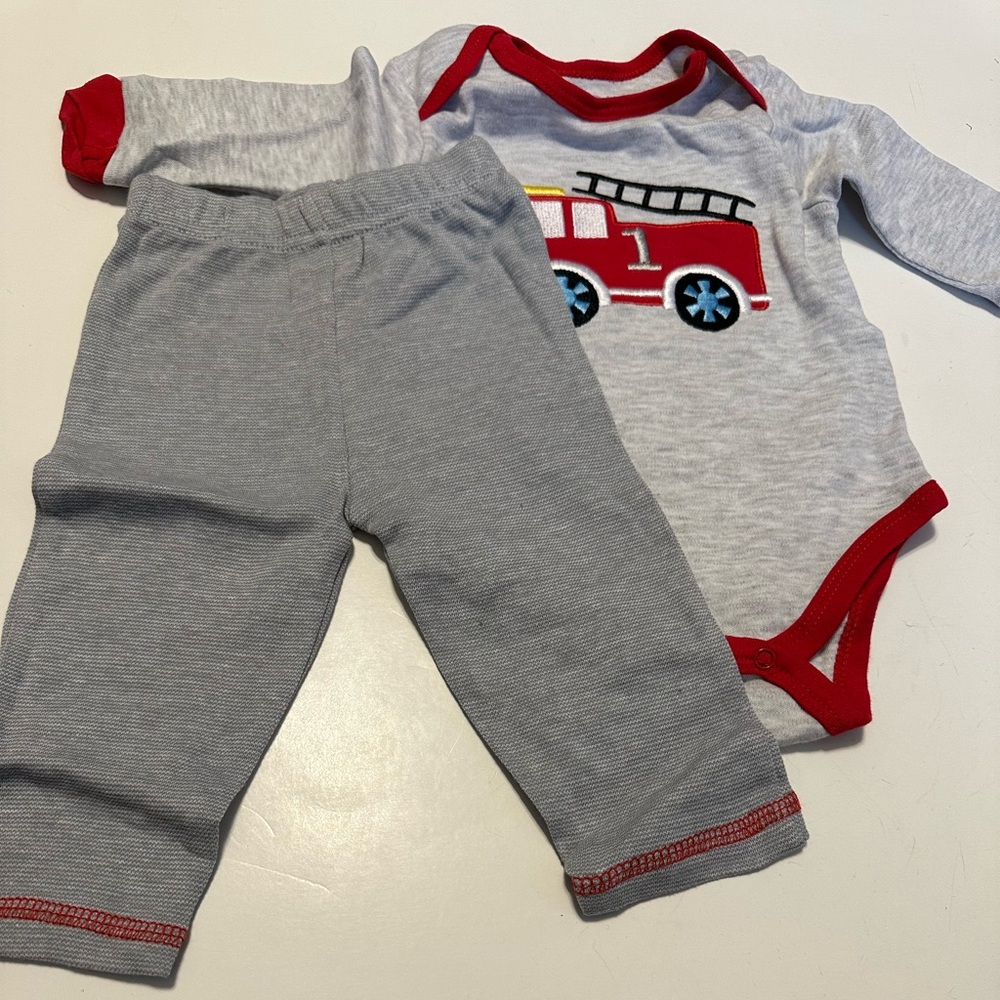RENEE ROFE GREY MIX FIRE TRUCK 3-6M LONG SLEEVE SHIRT JOGGER PANTS PLAY SET